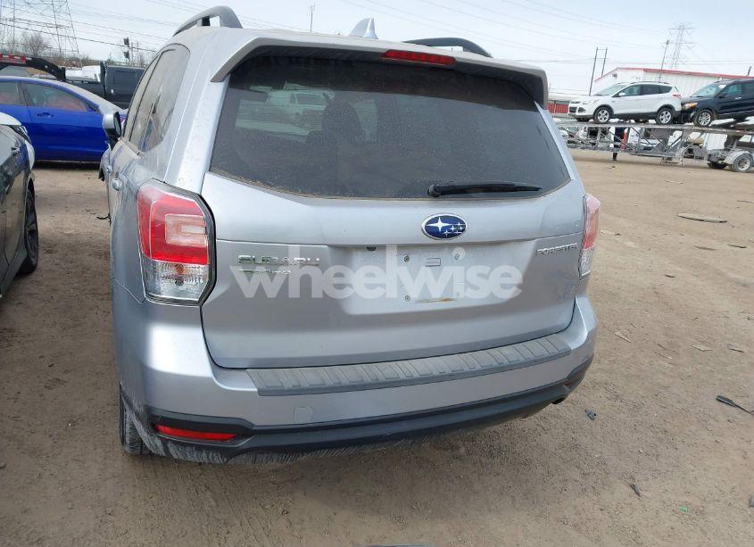 Photo 17 of 2018 Subaru Forester 2.5I PREMIUM (VIN JF2SJAGC5JH458424)