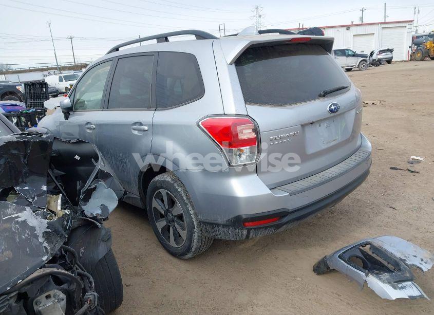 Photo 3 of 2018 Subaru Forester 2.5I PREMIUM (VIN JF2SJAGC5JH458424)