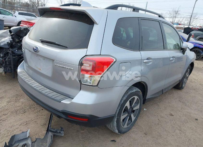 Photo 4 of 2018 Subaru Forester 2.5I PREMIUM (VIN JF2SJAGC5JH458424)
