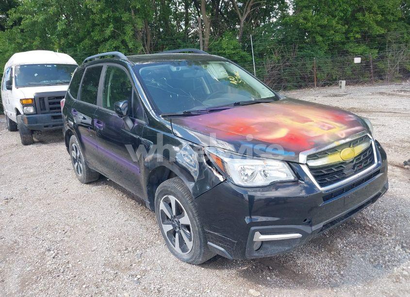 2018 Subaru Forester 2.5I PREMIUM (VIN JF2SJAGC5JH487910) main photo
