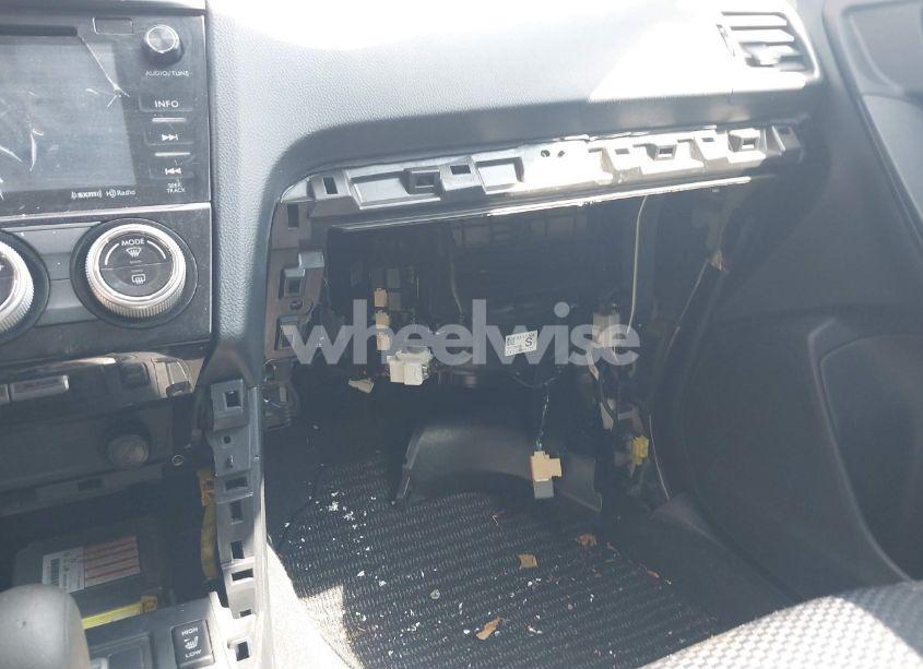 Photo 17 of 2018 Subaru Forester 2.5I PREMIUM (VIN JF2SJAGC5JH487910)