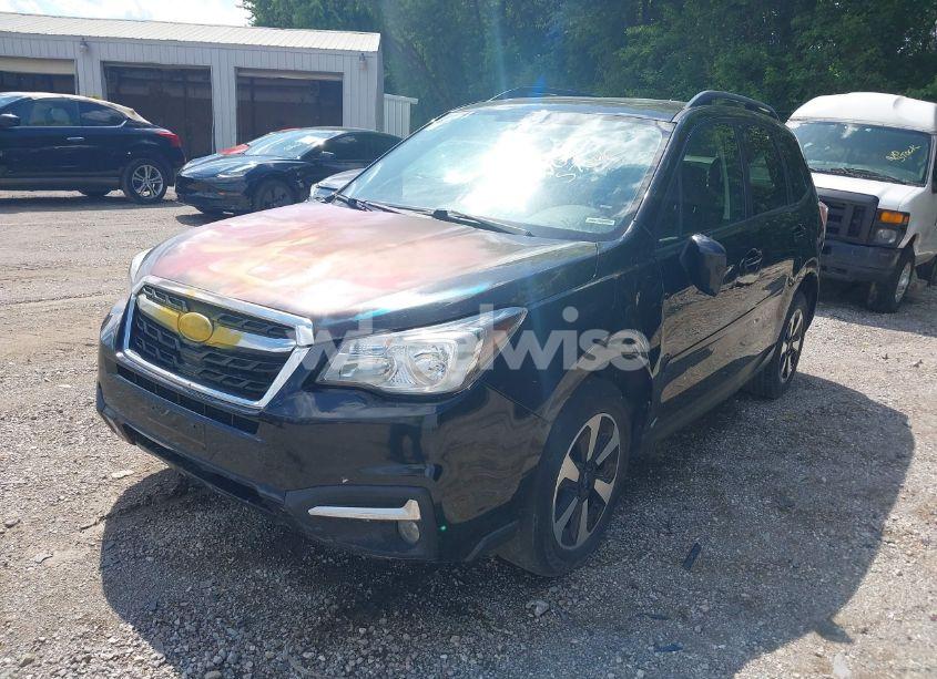 Photo 2 of 2018 Subaru Forester 2.5I PREMIUM (VIN JF2SJAGC5JH487910)