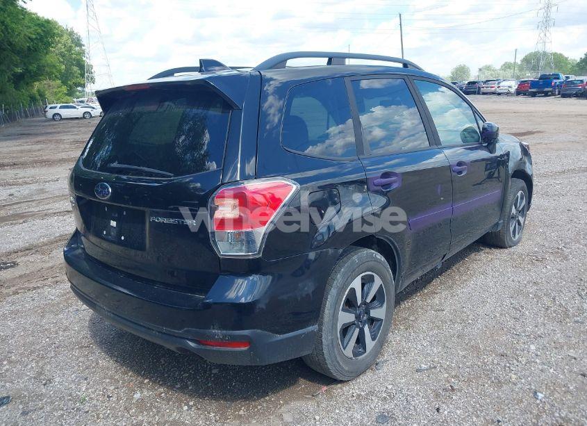 Photo 4 of 2018 Subaru Forester 2.5I PREMIUM (VIN JF2SJAGC5JH487910)