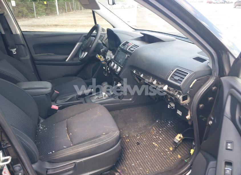 Photo 5 of 2018 Subaru Forester 2.5I PREMIUM (VIN JF2SJAGC5JH487910)