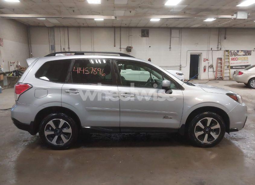 Photo 13 of 2018 Subaru Forester 2.5I PREMIUM (VIN JF2SJAGC5JH504916)