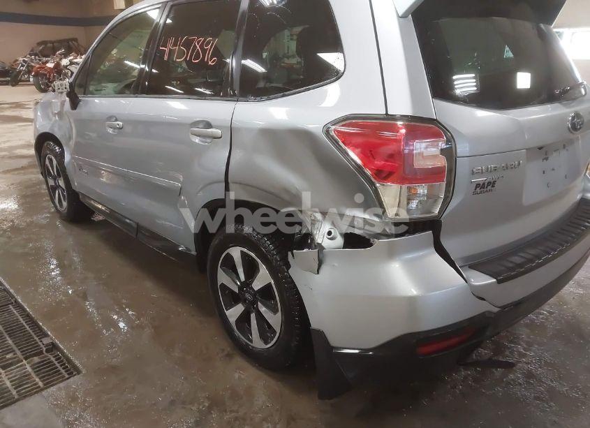 Photo 17 of 2018 Subaru Forester 2.5I PREMIUM (VIN JF2SJAGC5JH504916)