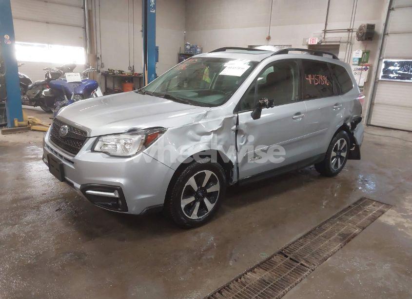 Photo 2 of 2018 Subaru Forester 2.5I PREMIUM (VIN JF2SJAGC5JH504916)