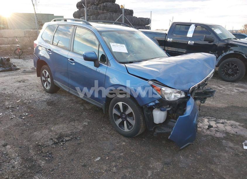 2018 Subaru Forester 2.5I PREMIUM (VIN JF2SJAGC6JH512281) main photo