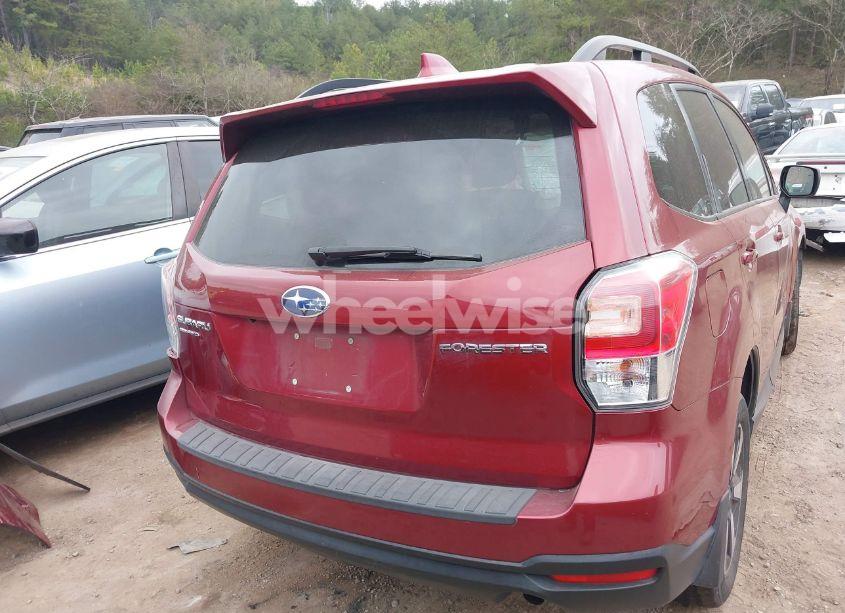 Photo 15 of 2018 Subaru Forester 2.5I PREMIUM (VIN JF2SJAGC6JH523748)