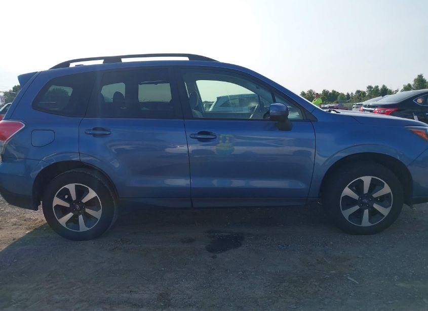 Photo 13 of 2018 Subaru Forester 2.5I PREMIUM (VIN JF2SJAGC6JH563375)