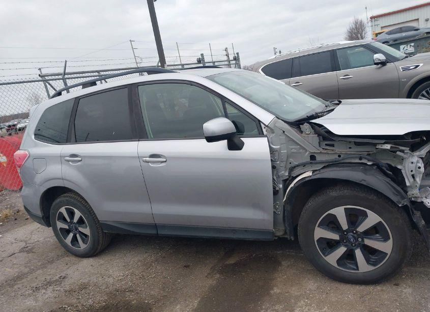 Photo 13 of 2017 Subaru Forester 2.5I PREMIUM (VIN JF2SJAGC7HH553089)