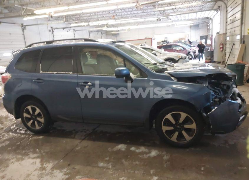 Photo 14 of 2018 Subaru Forester 2.5I PREMIUM (VIN JF2SJAGC7JH446341)