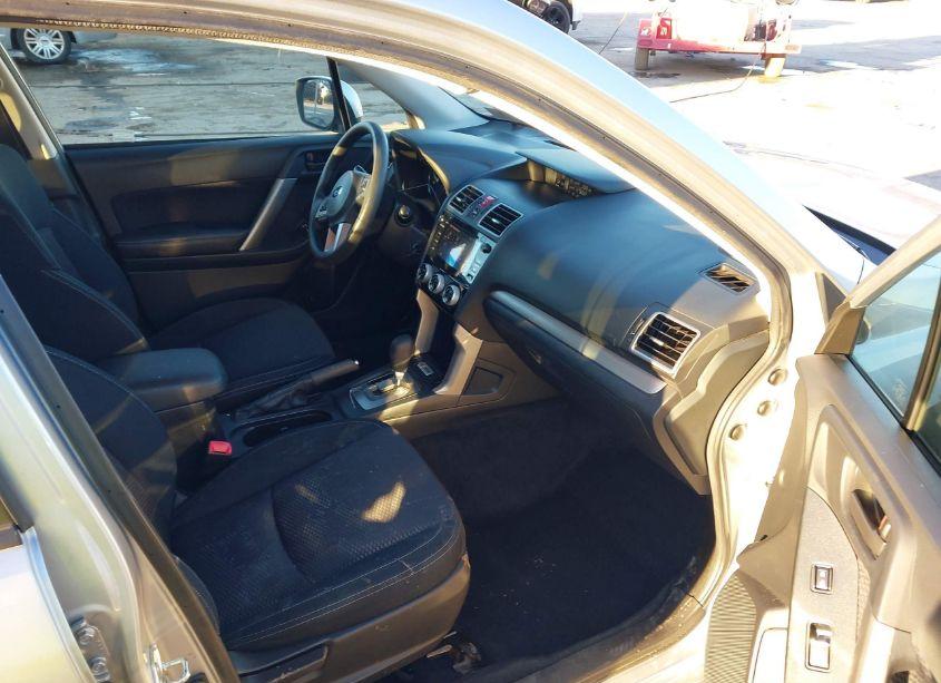 Photo 5 of 2018 Subaru Forester 2.5I PREMIUM (VIN JF2SJAGC7JH477430)