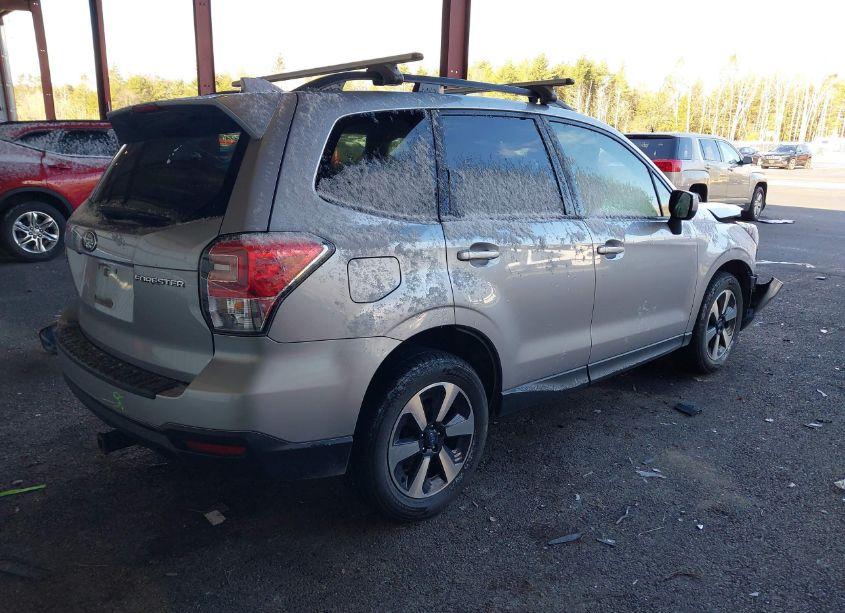 Photo 4 of 2018 Subaru Forester 2.5I PREMIUM (VIN JF2SJAGC7JH515738)