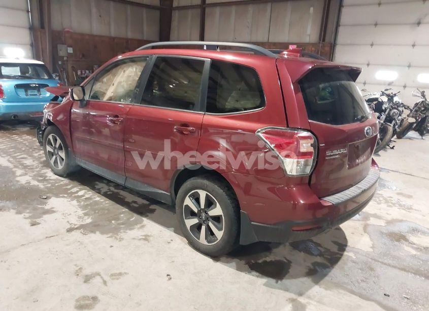 Photo 3 of 2018 Subaru Forester 2.5I PREMIUM (VIN JF2SJAGC7JH598989)