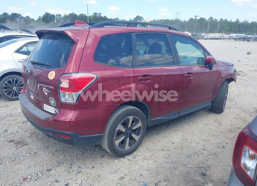 Photo 4 of 2018 Subaru Forester 2.5I PREMIUM (VIN JF2SJAGC7JH607979)