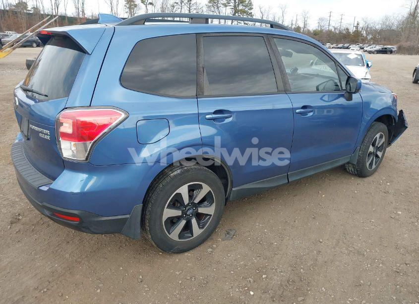 Photo 4 of 2017 Subaru Forester 2.5I PREMIUM (VIN JF2SJAGC8HH499169)