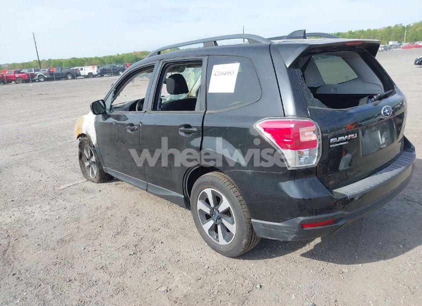 Photo 3 of 2017 Subaru Forester 2.5I PREMIUM (VIN JF2SJAGC8HH521428)