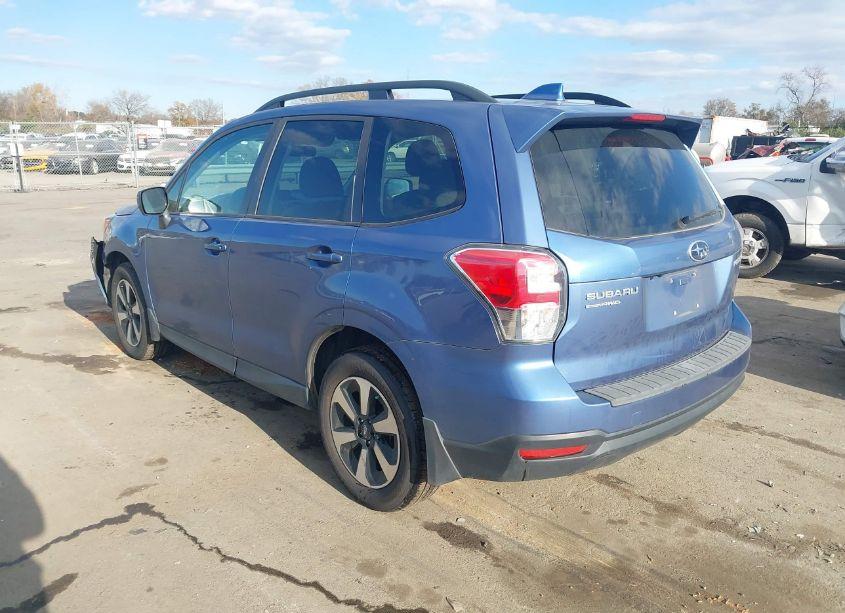 Photo 3 of 2018 Subaru Forester 2.5I PREMIUM (VIN JF2SJAGC8JH506448)