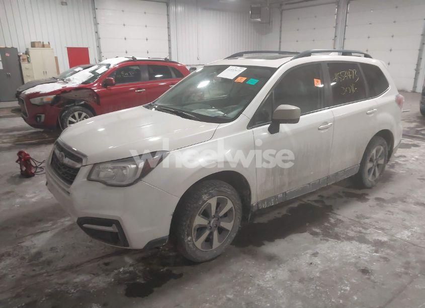 Photo 2 of 2018 Subaru Forester 2.5I PREMIUM (VIN JF2SJAGC8JH585071)