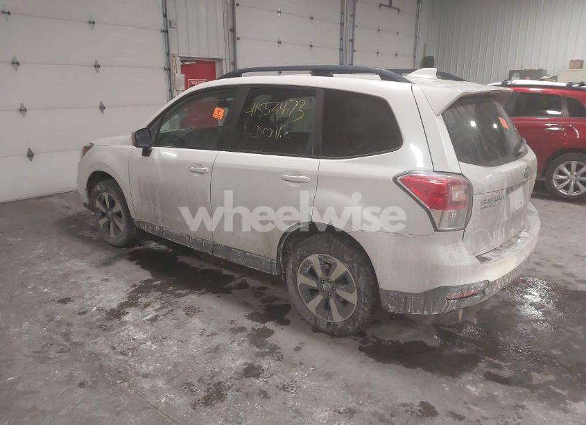 Photo 3 of 2018 Subaru Forester 2.5I PREMIUM (VIN JF2SJAGC8JH585071)