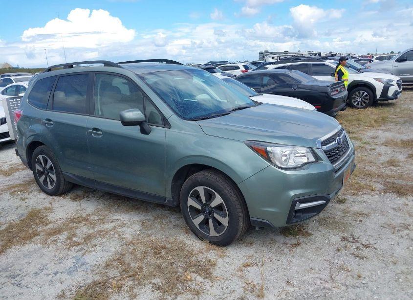 2018 Subaru Forester 2.5I PREMIUM (VIN JF2SJAGC9JH458488) main photo