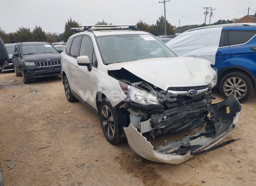 2018 Subaru Forester 2.5I PREMIUM (VIN JF2SJAGC9JH479003) main photo