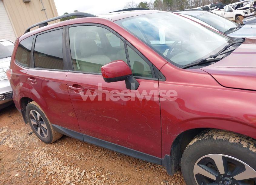 Photo 13 of 2018 Subaru Forester 2.5I PREMIUM (VIN JF2SJAGC9JH495248)