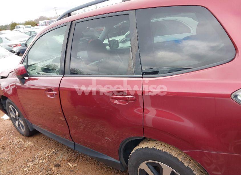 Photo 14 of 2018 Subaru Forester 2.5I PREMIUM (VIN JF2SJAGC9JH495248)