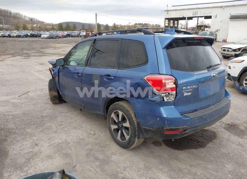 Photo 3 of 2018 Subaru Forester 2.5I PREMIUM (VIN JF2SJAGC9JH578730)