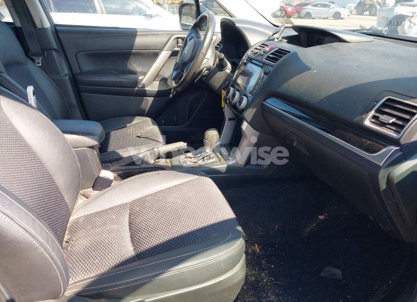 Photo 5 of 2018 Subaru Forester 2.5I PREMIUM (VIN JF2SJAGC9JH589789)