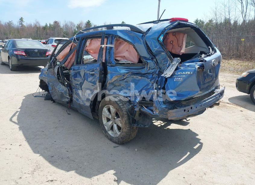 Photo 3 of 2015 Subaru Forester 2.5I PREMIUM (VIN JF2SJAGCXFH577089)