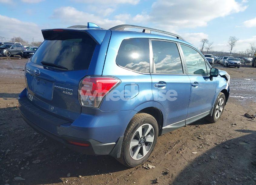 Photo 4 of 2017 Subaru Forester 2.5I PREMIUM (VIN JF2SJAGCXHH497620)