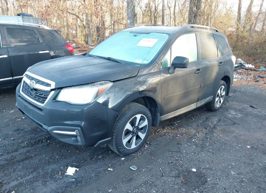 Photo 2 of 2017 Subaru Forester 2.5I PREMIUM (VIN JF2SJAGCXHH520667)