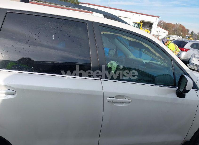 Photo 13 of 2015 Subaru Forester 2.5I LIMITED (VIN JF2SJAHC5FH512178)