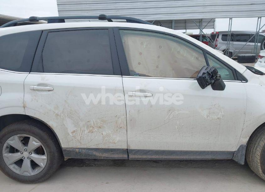 Photo 13 of 2016 Subaru Forester 2.5I LIMITED (VIN JF2SJAHC5GH477448)