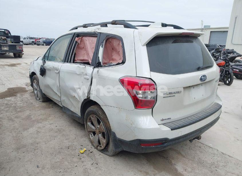 Photo 3 of 2016 Subaru Forester 2.5I LIMITED (VIN JF2SJAHC5GH477448)