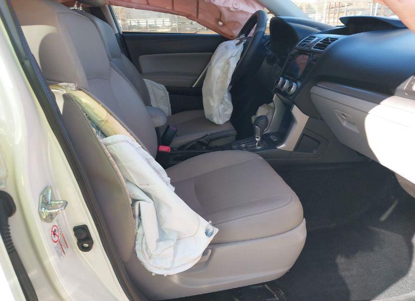 Photo 5 of 2016 Subaru Forester 2.5I LIMITED (VIN JF2SJAHC5GH514269)