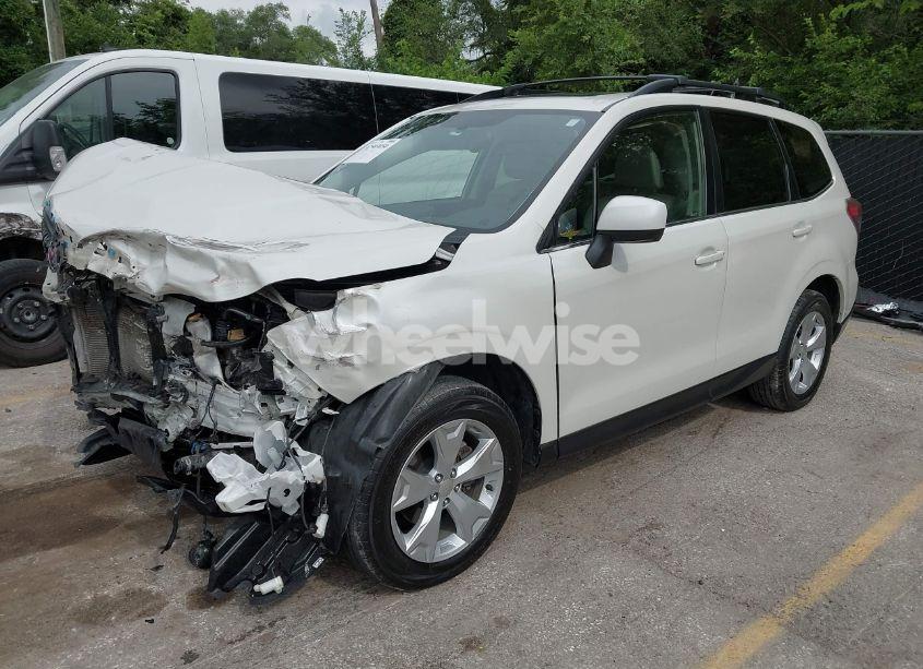 Photo 2 of 2015 Subaru Forester 2.5I LIMITED (VIN JF2SJAHC7FH519360)