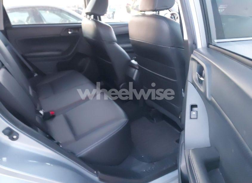 Photo 8 of 2016 Subaru Forester 2.5I LIMITED (VIN JF2SJAHC8GH499170)