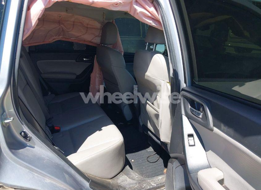 Photo 8 of 2015 Subaru Forester 2.5I LIMITED (VIN JF2SJAHC9FH484434)