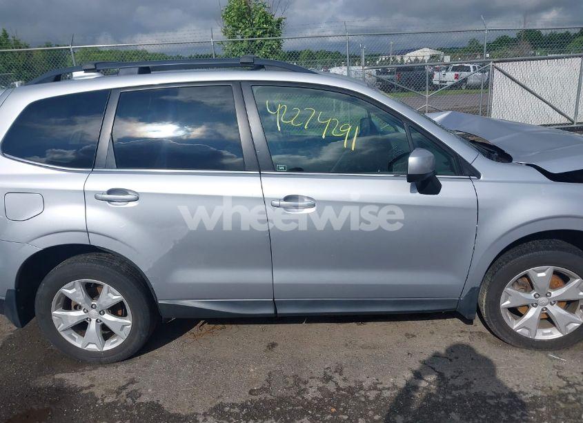 Photo 13 of 2016 Subaru Forester 2.5I LIMITED (VIN JF2SJAHCXGH435597)