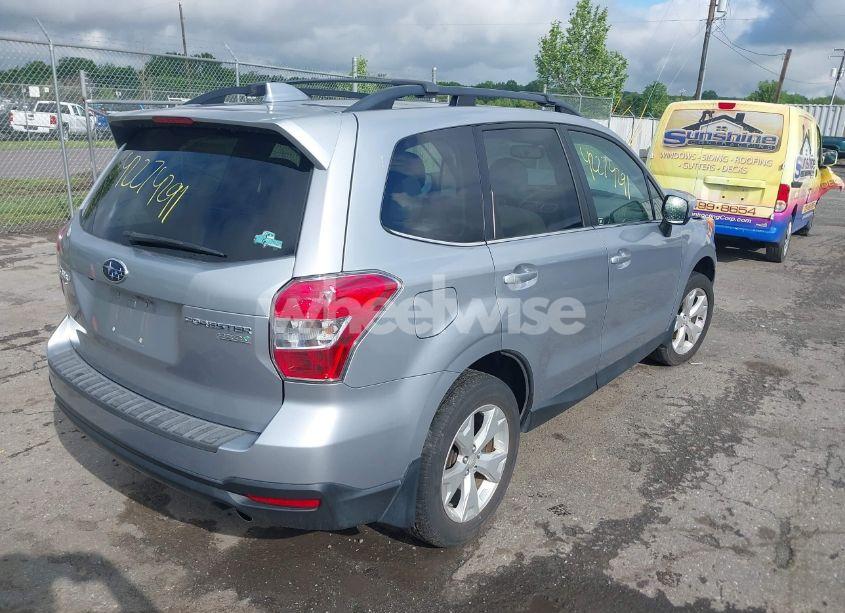 Photo 4 of 2016 Subaru Forester 2.5I LIMITED (VIN JF2SJAHCXGH435597)