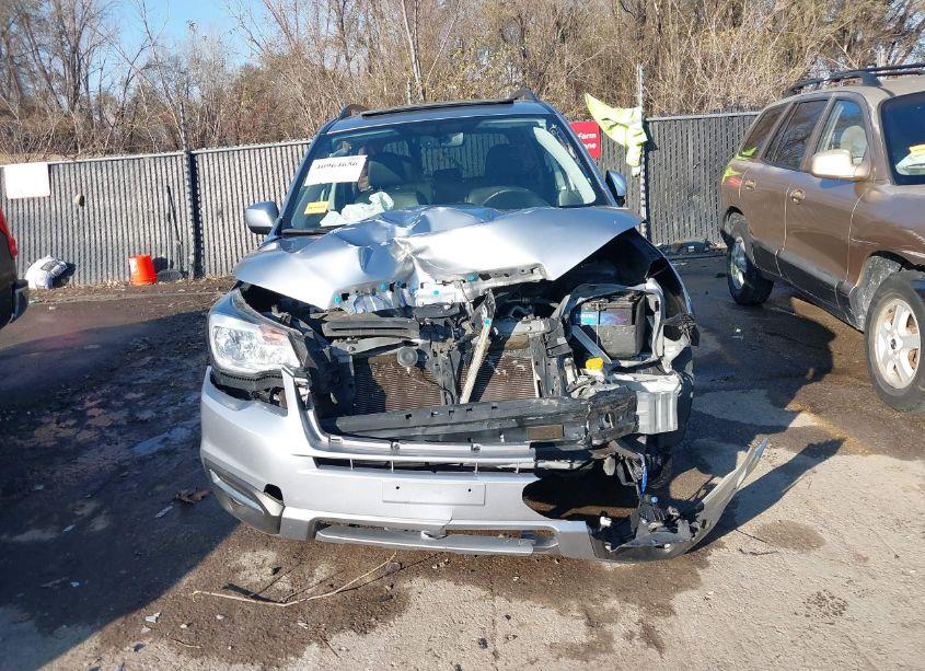 Photo 12 of 2018 Subaru Forester 2.5I LIMITED (VIN JF2SJAJC0JH406420)