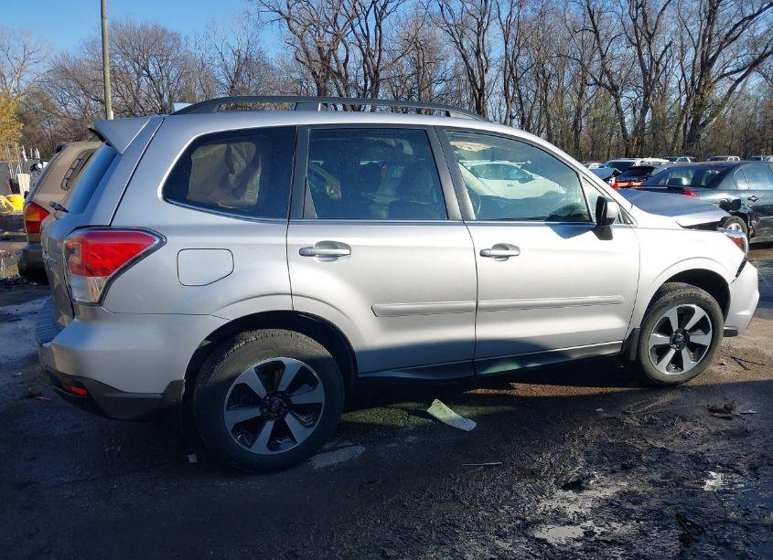 Photo 13 of 2018 Subaru Forester 2.5I LIMITED (VIN JF2SJAJC0JH406420)