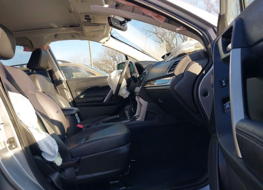 Photo 5 of 2018 Subaru Forester 2.5I LIMITED (VIN JF2SJAJC0JH406420)