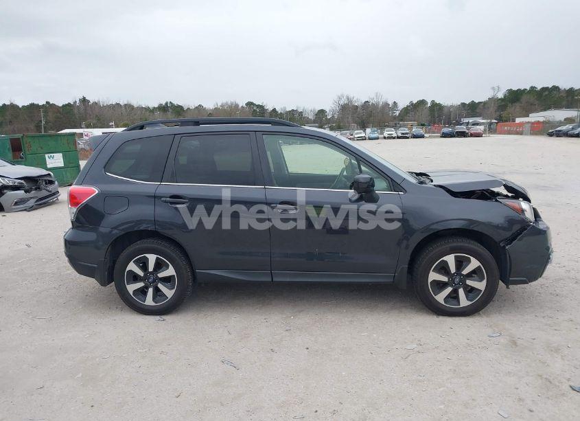 Photo 14 of 2017 Subaru Forester 2.5I LIMITED (VIN JF2SJAJC1HH491617)