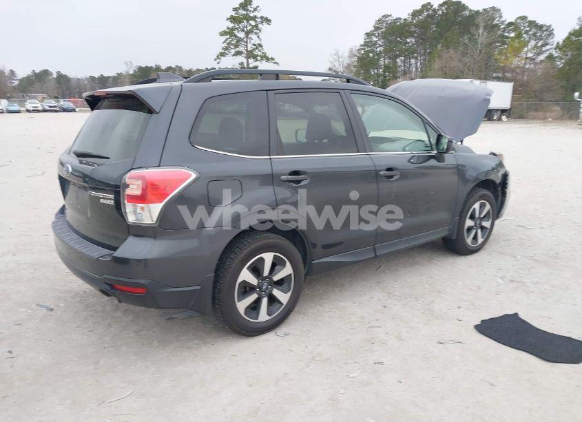 Photo 4 of 2017 Subaru Forester 2.5I LIMITED (VIN JF2SJAJC1HH491617)