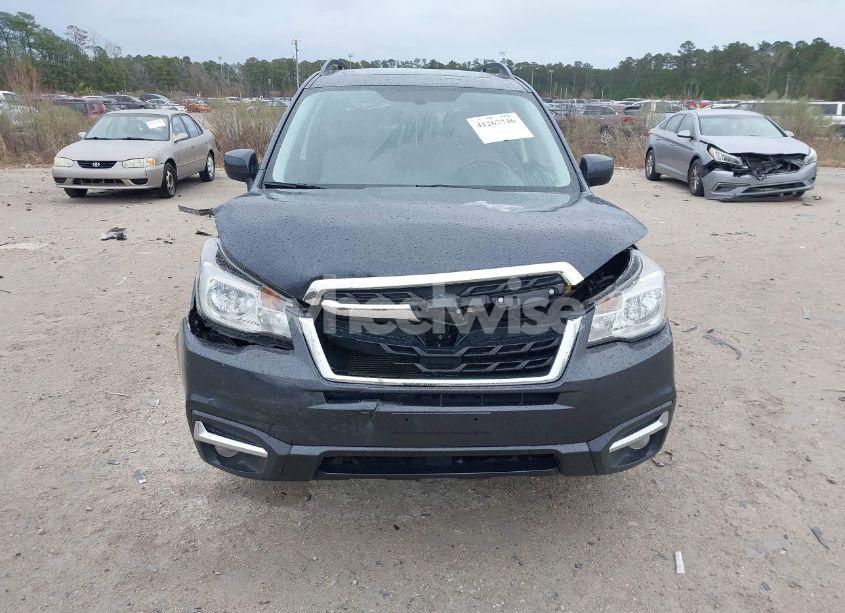 Photo 6 of 2017 Subaru Forester 2.5I LIMITED (VIN JF2SJAJC1HH491617)