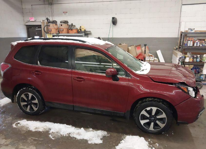 Photo 14 of 2018 Subaru Forester 2.5I LIMITED (VIN JF2SJAJC1JH483135)